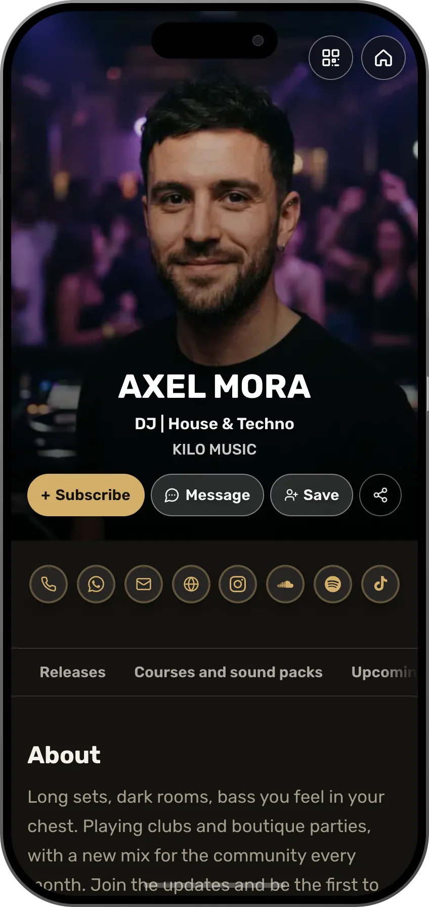 AXEL MORA