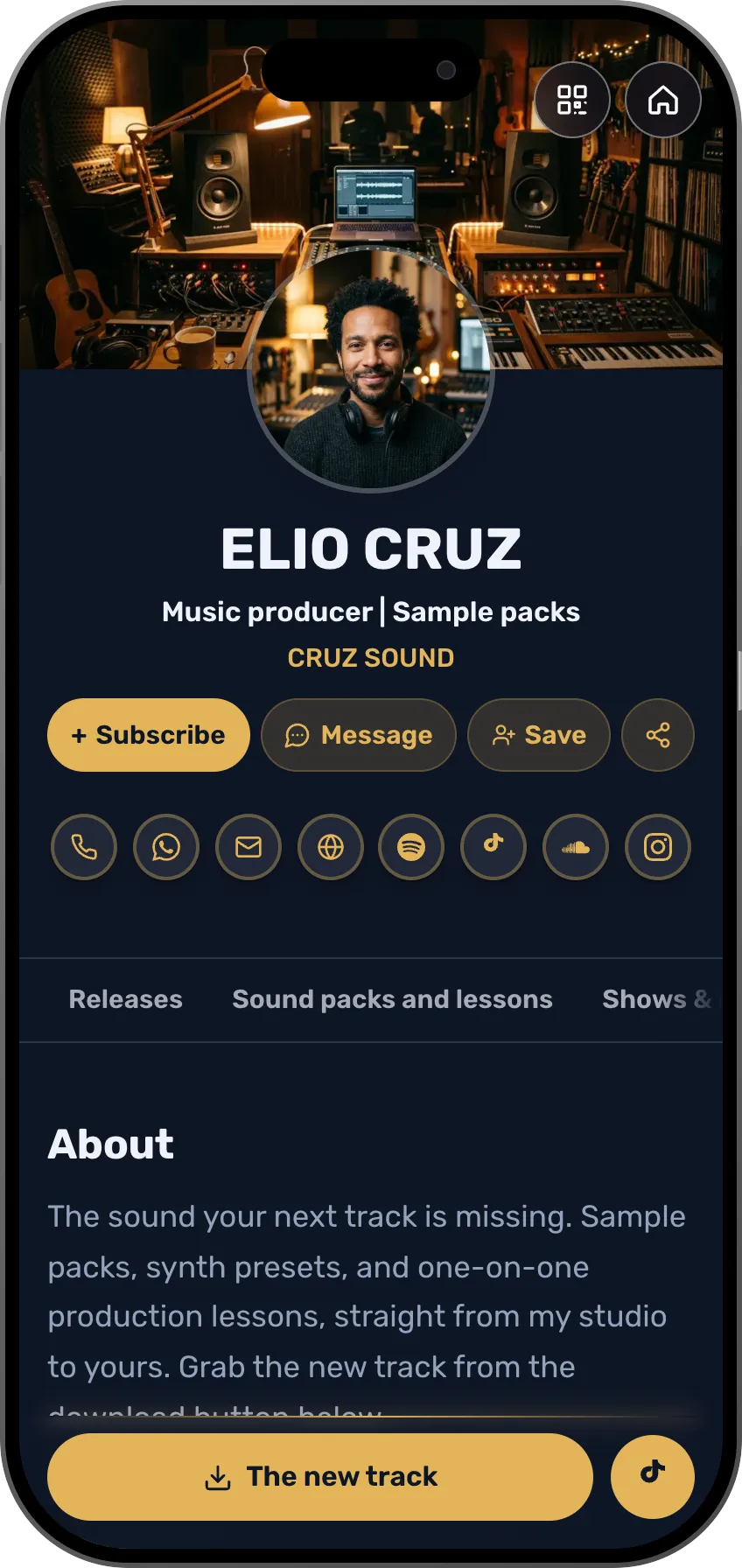 Music producer digital business card template: sample pack store and mixes. A MyVisito template