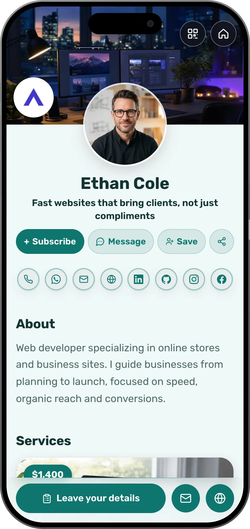 Web developer digital business card template: services and project portfolio. A MyVisito template